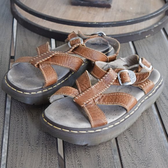 airwair sandals